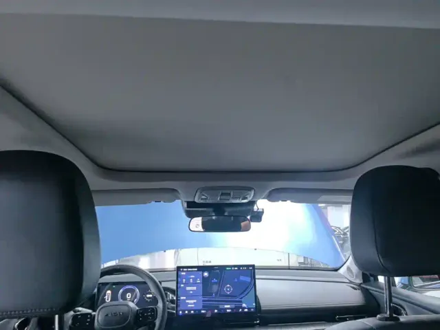GAC Aion S MAX — Фото автомобиля 17