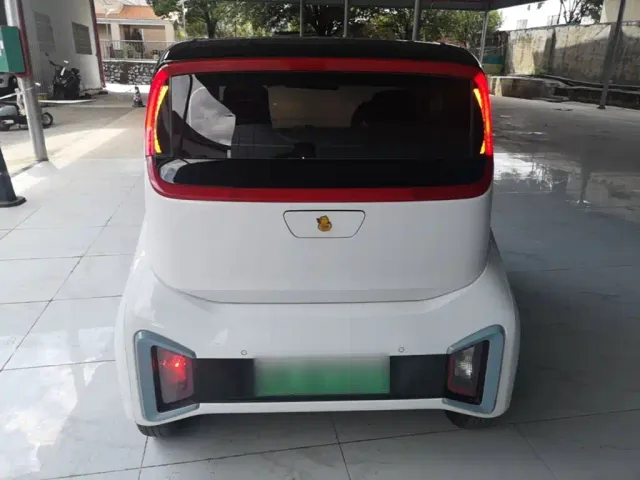 Wuling NanoEV — Фото автомобиля 5