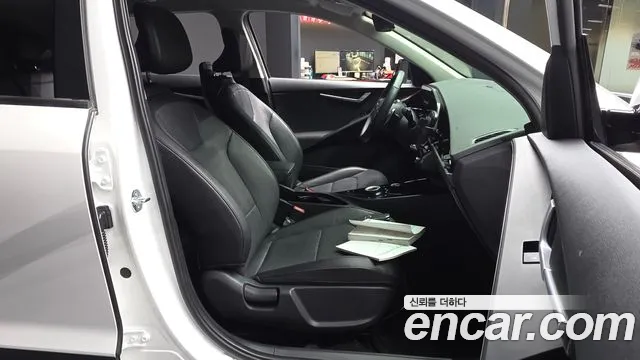 Kia Niro All Niro EV Air — Фото автомобиля 11