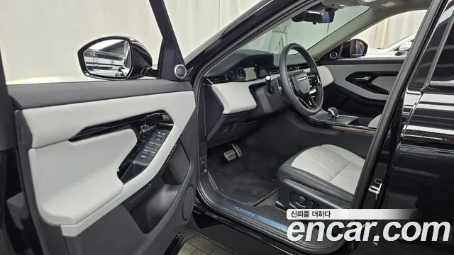 Land Rover Range Rover Evoque Range Rover Evoque 2 поколение P250 Dynamic SE — Фото автомобиля 10