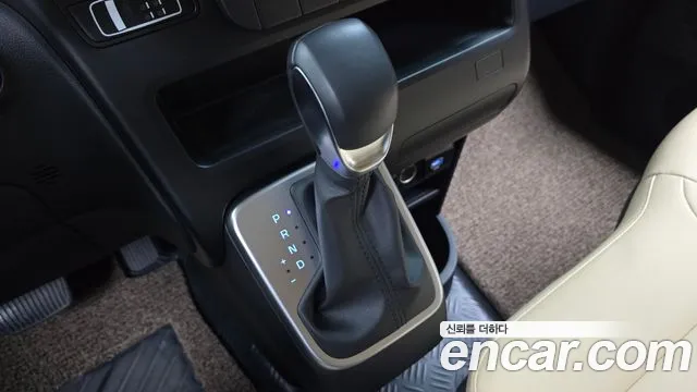 Hyundai Staria Staria L3.5 Tourer 9 мест — Фото автомобиля 9