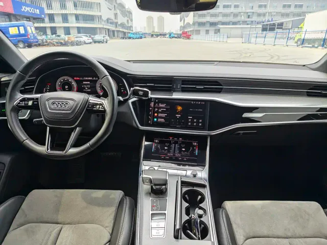 Audi A6L — Фото автомобиля 9