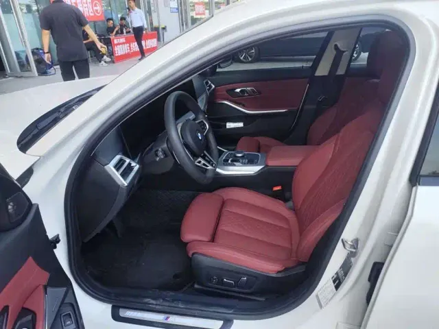 BMW 3 Series — Фото автомобиля 5