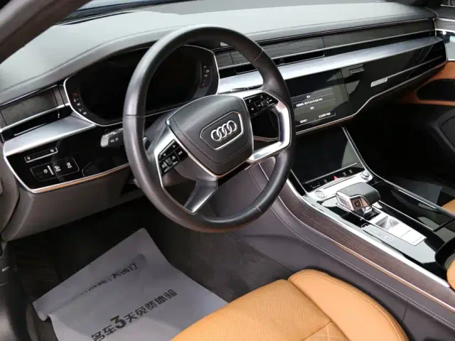 Audi A8 — Фото автомобиля 13
