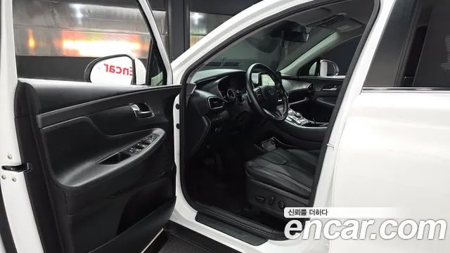 Hyundai Santa Fe Santa Fe (New) — Фото автомобиля 15