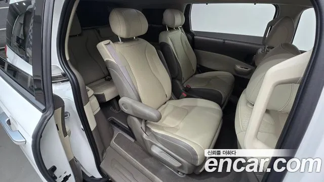 Kia Carnival 4th Gen — Фото автомобиля 17