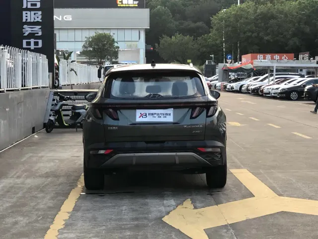 Hyundai Tucson — Фото автомобиля 5