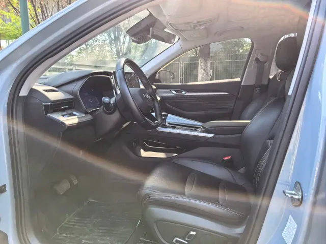 Geely Xingrui — Фото автомобиля 4