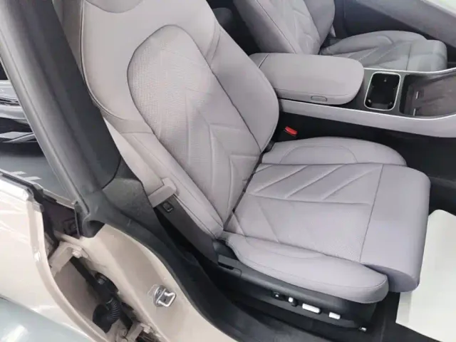 Nio ET5 Touring — Фото автомобиля 24