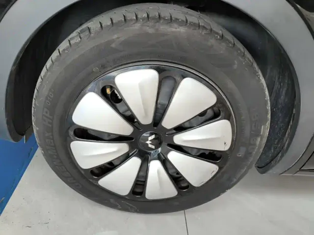 Wuling Bingo — Фото автомобиля 22