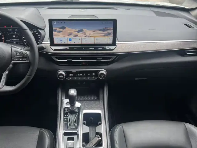 Nissan Teana — Фото автомобиля 4