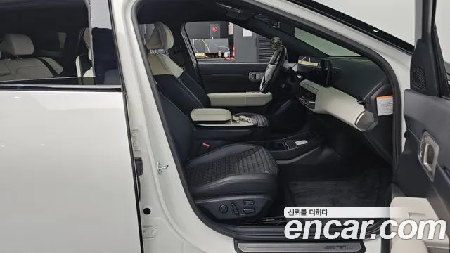 Kia EV4 — Фото автомобиля 16