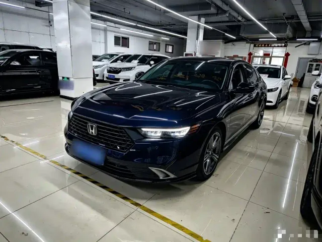 Фотография автомобиля — Honda Accord