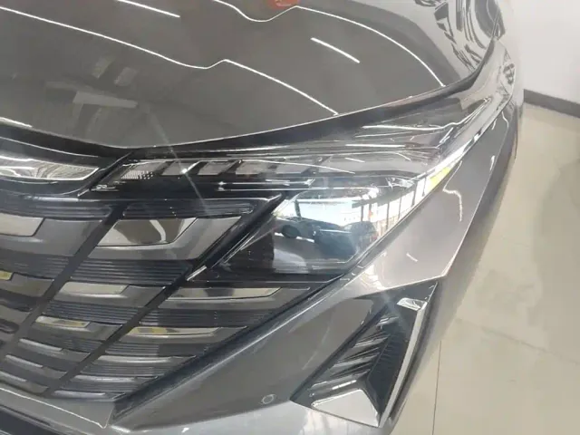 Changan UNI-Z — Фото автомобиля 23