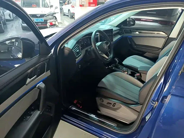 Volkswagen Tayron GTE Plug-in Hybrid — Фото автомобиля 15