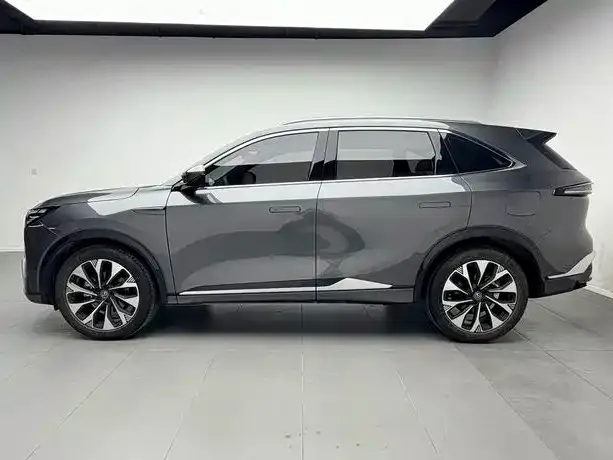 Changan CS75 Plus — Фото автомобиля 8