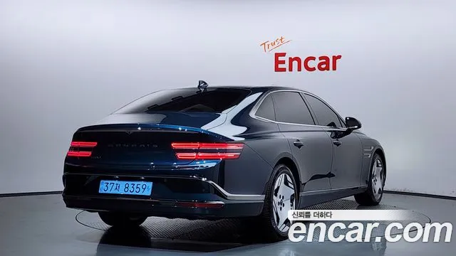 Genesis G80 Electrified G80 (RG3) — Фото автомобиля 2
