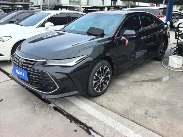 Фотография автомобиля — Toyota Avalon