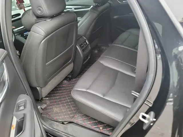 Cadillac XT5 — Фото автомобиля 11