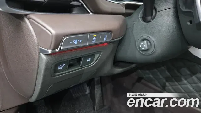 Genesis GV80 — Фото автомобиля 23