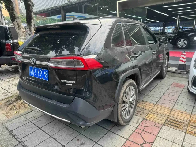 Toyota Wildlander — Фото автомобиля 7
