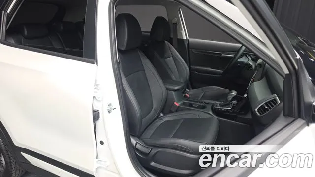 Kia Seltos — Фото автомобиля 12