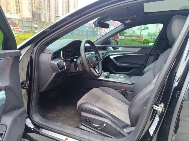 Audi Audi A6L 2023 Facelift 40 TFSI Luxury Dynamic — Фото автомобиля 7