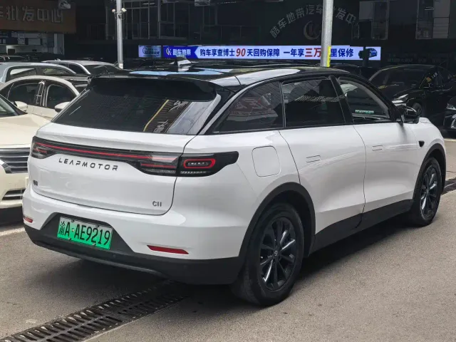 Leapmotor C11 — Фото автомобиля 4