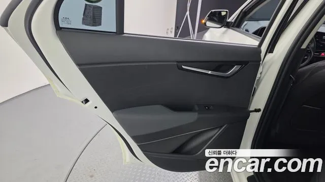 Kia Niro New — Фото автомобиля 14