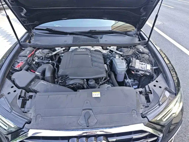 Audi A6L — Фото автомобиля 19
