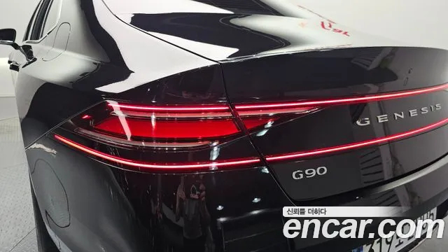 Genesis G90 Бензин 3.5 турбо AWD — Фото автомобиля 22