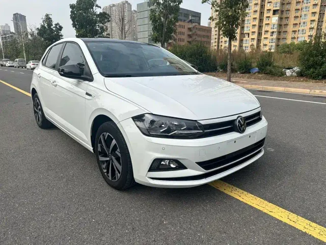 Volkswagen Polo — Фото автомобиля 3