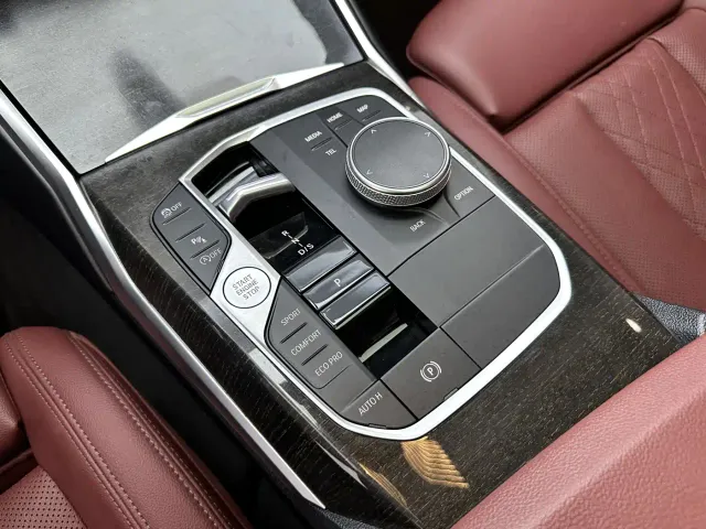 BMW 3 Series — Фото автомобиля 17