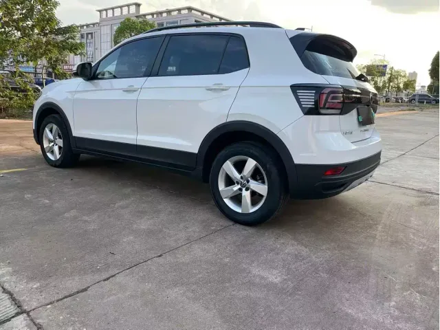 Volkswagen T-Cross — Фото автомобиля 6