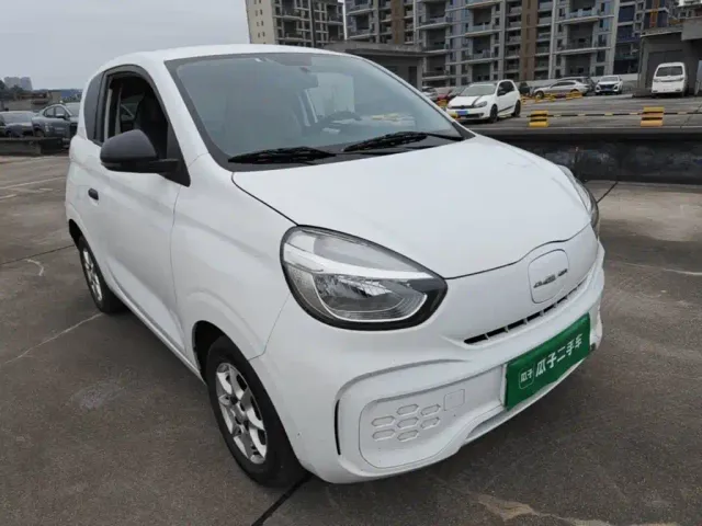 Roewe Clever — Фото автомобиля 3
