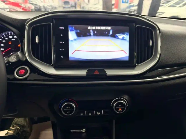 Kia KX1 — Фото автомобиля 11