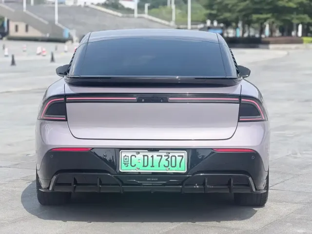 Xpeng P7+ — Фото автомобиля 5
