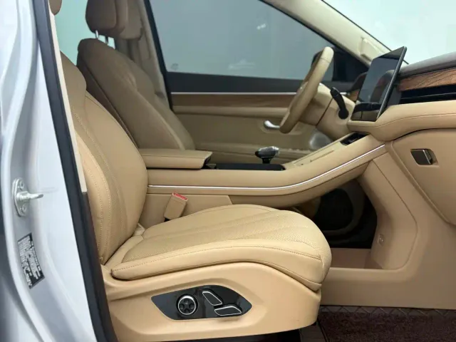 AITO Wenjie AITO M7 2024 1.5T Smart AWD Max Edition 5-Seater — Фото автомобиля 21