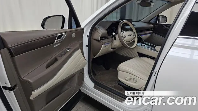 Genesis GV80 — Фото автомобиля 15