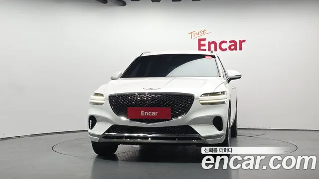 Genesis GV70 2.5T Бензин AWD — Фото автомобиля 3
