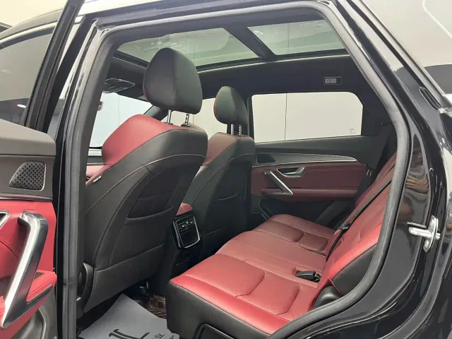Jetour X70 Plus — Фото автомобиля 8