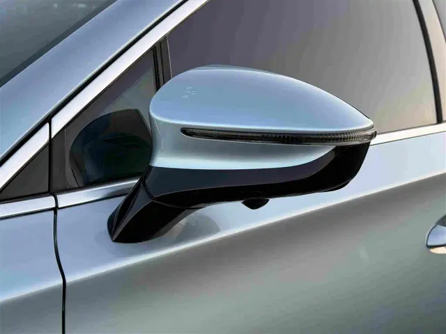 BYD Tang — Фото автомобиля 15