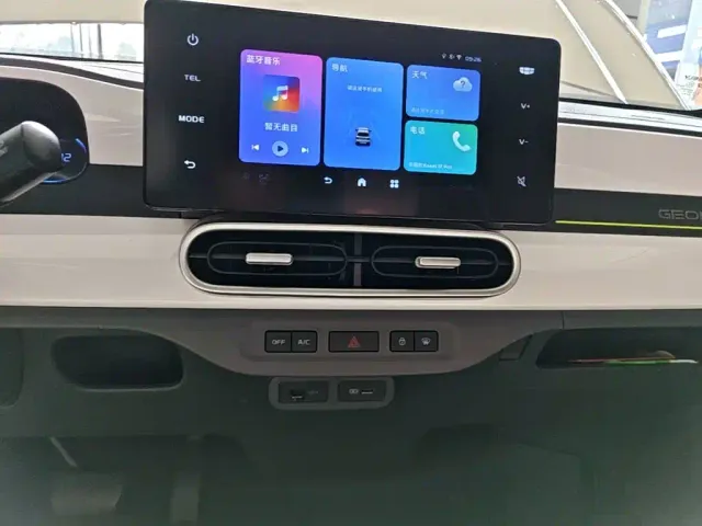 Geely Panda — Фото автомобиля 12