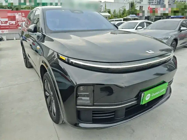 Li Auto L7 — Фото автомобиля 3