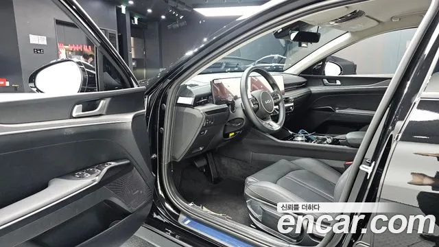 Kia K5 Generation 3 — Фото автомобиля 15