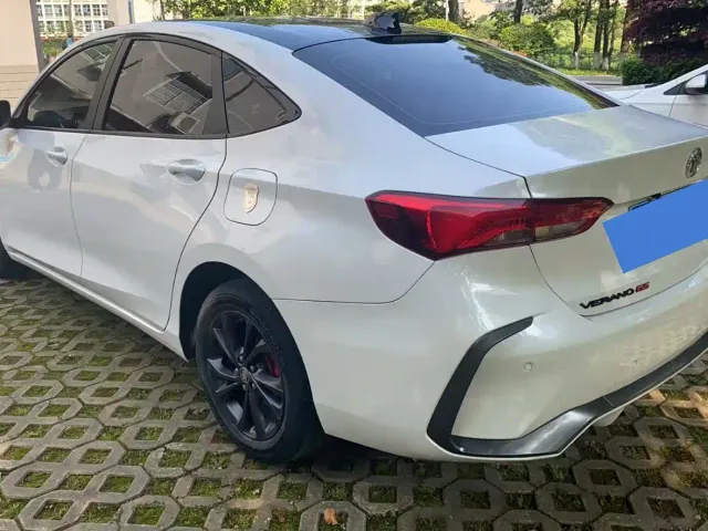 Buick Verano — Фото автомобиля 7