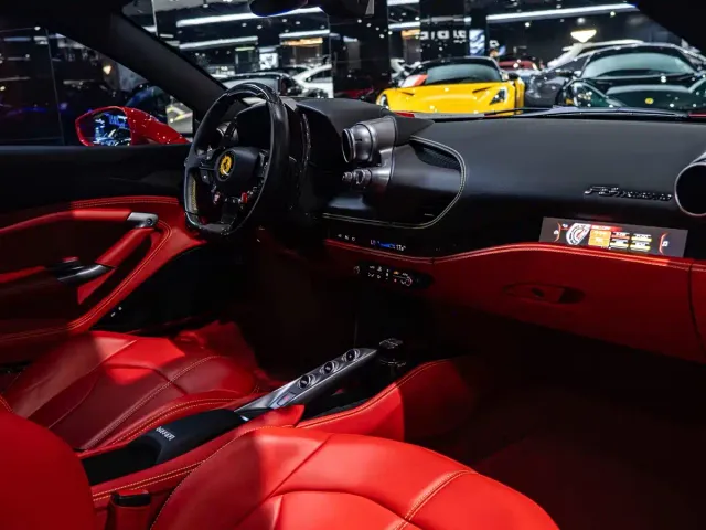 Ferrari F8 — Фото автомобиля 23