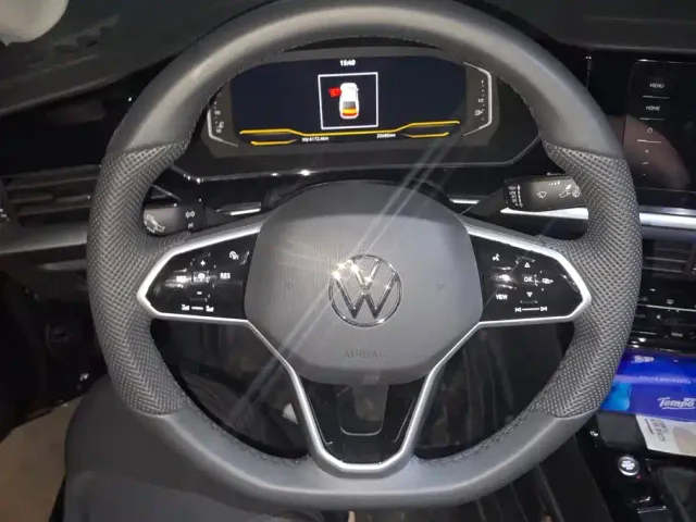 Volkswagen Passat — Фото автомобиля 15