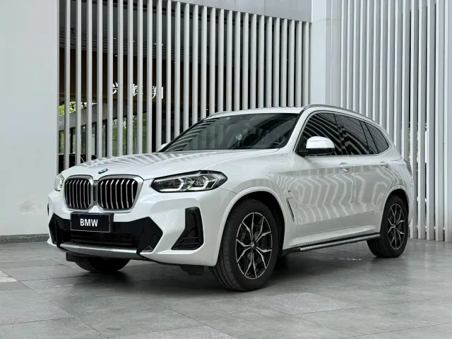 Фотография автомобиля — BMW X3