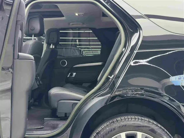 Land Rover Discovery — Фото автомобиля 9